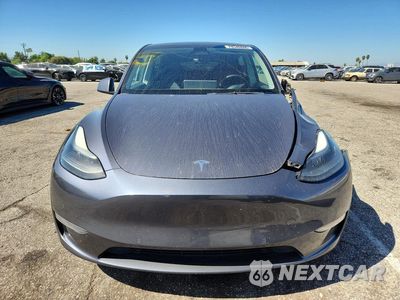 Piąte zdjęcie samochodu w środku: 2022 TESLA MODEL Y VIN:7SAYGDEF0NF553942 - miniatura
