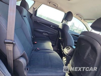 Zdjęcie 11 z 14 samochodu: 2019 KIA SORENTO S V6 VIN:5XYPGDA51KG607209 - miniatura