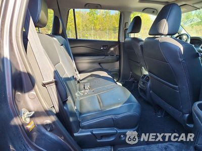Zdjęcie 11 z 13 samochodu: 2017 HONDA PILOT EXLN VIN:5FNYF6H72HB027204 - miniatura