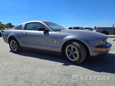 Czwarte zdjęcie samochodu z boku: 2006 FORD MUSTANG VIN:1ZVFT80N165104498 - miniatura