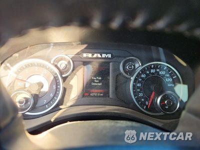 Zdjęcie 9 z 12 samochodu: 2024 RAM 1500 BIG HORN/LONE STAR VIN:1C6SRFFT0RN155156 - miniatura