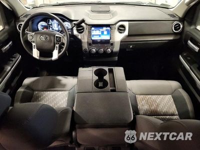 Zdjęcie 8 z 12 samochodu: 2021 TOYOTA TUNDRA SR5 VIN:5TFDY5F1XMX984407 - miniatura