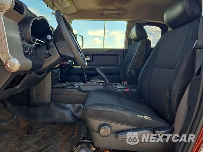 Zdjęcie 7 z 13 samochodu: 2008 TOYOTA FJ CRUISER BASE VIN:JTEZU11F68K002769 - miniatura