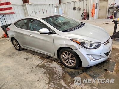 Czwarte zdjęcie samochodu z boku: 2016 HYUNDAI ELANTRA SE VIN:KMHDH4AEXGU546363 - miniatura