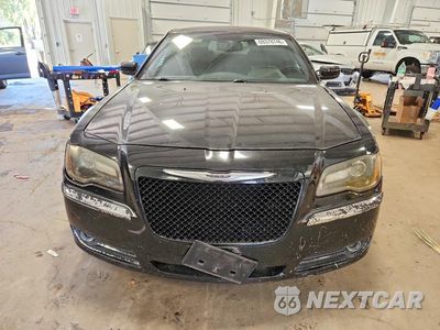 Piąte zdjęcie samochodu w środku: 2013 CHRYSLER 300 S VIN:2C3CCAGG0DH602674 - miniatura