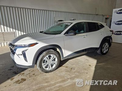 2025 CHEVROLET TRAX LS KL77LFEP2SC168784 - główne zdjęcie licytacji z USA - miniatura