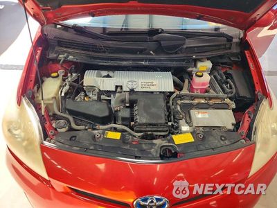 Zdjęcie 11 z 12 samochodu: 2012 TOYOTA PRIUS TWO VIN:JTDKN3DU3C5465257 - miniatura