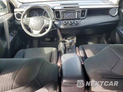 Zdjęcie 8 z 13 samochodu: 2018 TOYOTA RAV4 LE VIN:2T3ZFREV5JW513174 - miniatura