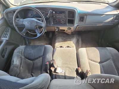 Zdjęcie 8 z 12 samochodu: 2003 CHEVROLET AVALANCHE C1500 VIN:3GNEC13T33G183202 - miniatura