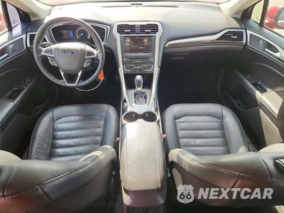 Zdjęcie 8 z 12 samochodu: 2016 FORD FUSION SE VIN:3FA6P0H9XGR377007 - miniatura