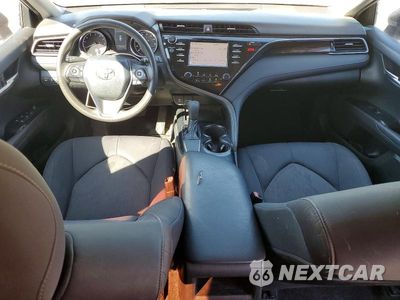 Zdjęcie 8 z 12 samochodu: 2019 TOYOTA CAMRY LE VIN:4T1B11HK7KU821265 - miniatura