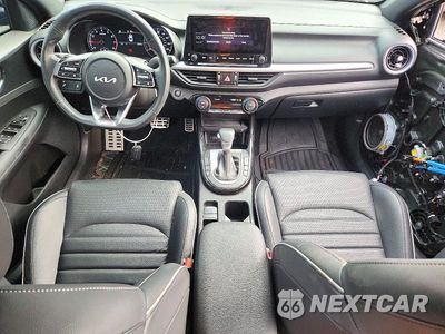Zdjęcie 8 z 13 samochodu: 2023 KIA FORTE GT LINE VIN:3KPF54AD0PE526361 - miniatura