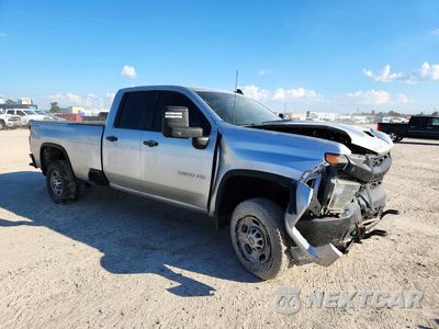 Czwarte zdjęcie samochodu z boku: 2022 CHEVROLET SILVERADO K2500 HEAVY DUTY VIN:1GC2YLE76NF286739 - miniatura