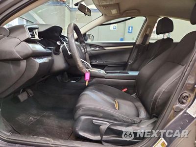 Zdjęcie 7 z 12 samochodu: 2017 HONDA CIVIC LX VIN:19XFC2F58HE035338 - miniatura