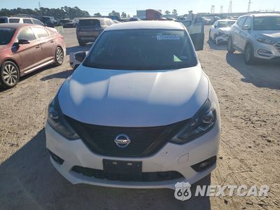 Piąte zdjęcie samochodu w środku: 2018 NISSAN SENTRA SR VIN:3N1AB7AP9JY323881 - miniatura