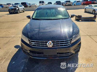 Piąte zdjęcie samochodu w środku: 2018 VOLKSWAGEN PASSAT S VIN:1VWAA7A36JC033648 - miniatura