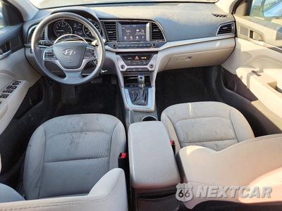 Zdjęcie 8 z 13 samochodu: 2017 HYUNDAI ELANTRA SE VIN:5NPD84LF8HH155640 - miniatura
