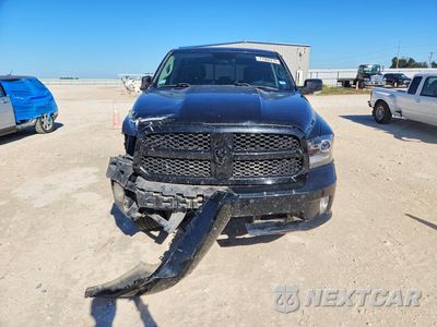 Piąte zdjęcie samochodu w środku: 2017 RAM 1500 SPORT VIN:1C6RR6MT8HS682329 - miniatura
