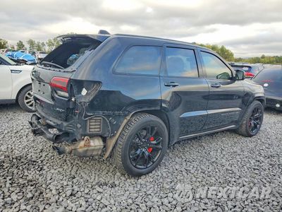 Trzecie zdjęcie samochodu z tyłu: 2017 JEEP GRAND CHEROKEE SRT-8 VIN:1C4RJFDJ4HC695152 - miniatura