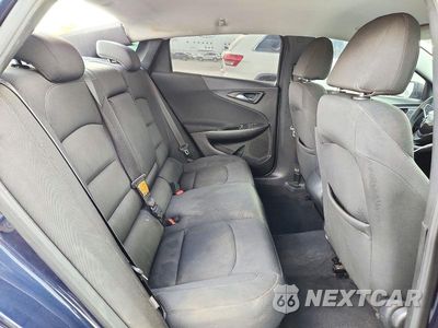 Zdjęcie 10 z 12 samochodu: 2017 CHEVROLET MALIBU LS VIN:1G1ZB5ST3HF114890 - miniatura