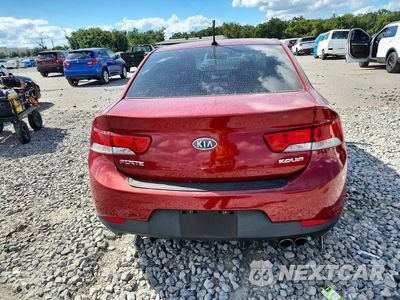 Zdjęcie 6 z 12 samochodu: 2010 KIA FORTE KOUP EX VIN:KNAFU6A29A5250761 - miniatura