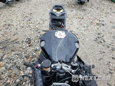 Piąte zdjęcie samochodu w środku: 2008 HONDA CBR1000 RR VIN:JH2SC59048M006301 - miniatura