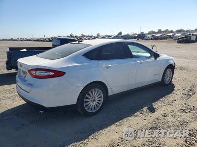 Trzecie zdjęcie samochodu z tyłu: 2014 FORD FUSION S HYBRID VIN:3FA6P0UU7ER170209 - miniatura