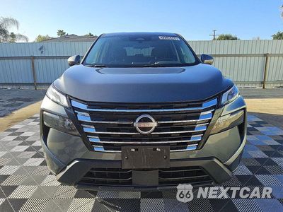 Piąte zdjęcie samochodu w środku: 2025 NISSAN ROGUE SV VIN:5N1BT3BB3SC793727 - miniatura