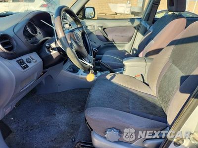 Zdjęcie 7 z 12 samochodu: 2003 TOYOTA RAV4 BASE VIN:JTEGH20V730087748 - miniatura