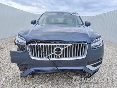 Piąte zdjęcie samochodu w środku: 2025 VOLVO XC90 CORE VIN:YV4H60PJXS1331727 - miniatura