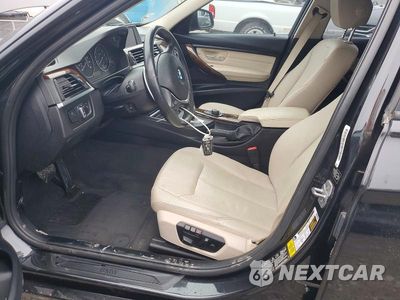 Zdjęcie 7 z 12 samochodu: 2015 BMW 328 XI VIN:WBA3B3C55FF546926 - miniatura