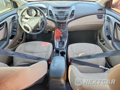 Zdjęcie 8 z 13 samochodu: 2014 HYUNDAI ELANTRA SE VIN:5NPDH4AE2EH545333 - miniatura