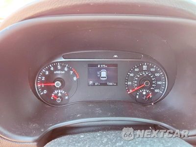 Zdjęcie 9 z 12 samochodu: 2022 KIA SOUL LX VIN:KNDJ23AU2N7184809 - miniatura
