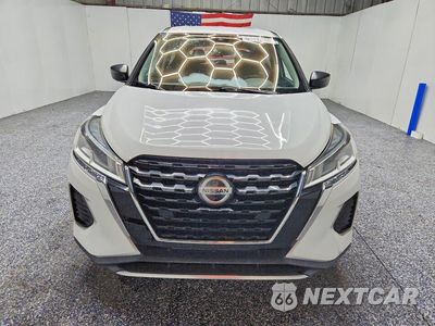 Piąte zdjęcie samochodu w środku: 2021 NISSAN KICKS S VIN:3N1CP5BV0ML503585 - miniatura