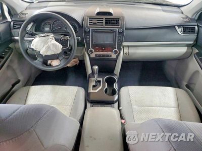 Zdjęcie 8 z 12 samochodu: 2014 TOYOTA CAMRY LE VIN:4T1BF1FK7EU341431 - miniatura