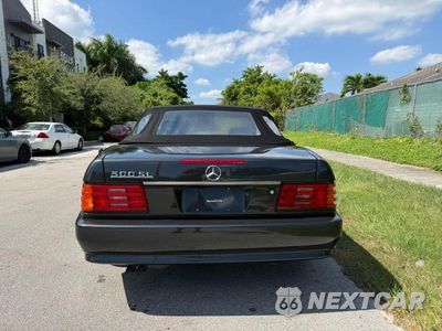 Zdjęcie 13 z 14 samochodu: 1992 MERCEDES-BENZ 500 SL VIN:WDBFA66E1NF036957 - miniatura