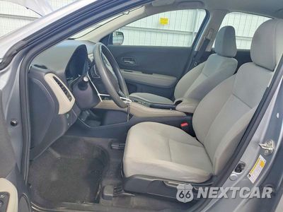 Zdjęcie 7 z 13 samochodu: 2019 HONDA HR-V LX VIN:3CZRU6H36KG709134 - miniatura