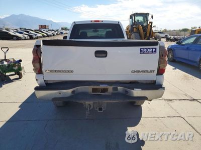 Zdjęcie 6 z 12 samochodu: 2004 CHEVROLET 3500 VIN:1GCHK33284F211199 - miniatura