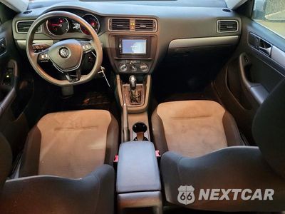 Zdjęcie 8 z 12 samochodu: 2017 VOLKSWAGEN JETTA S VIN:3VW2B7AJ8HM312947 - miniatura