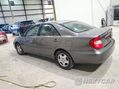 Drugie zdjęcie samochodu z przodu: 2002 TOYOTA CAMRY LE V6 VIN:4T1BF32K32U536388 - miniatura