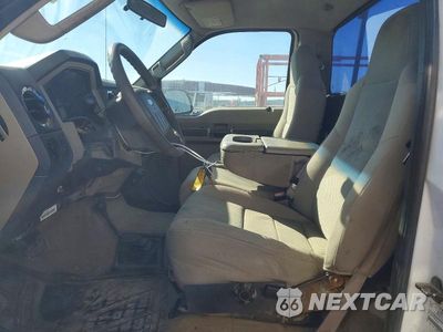 Zdjęcie 7 z 13 samochodu: 2008 FORD F250 SUPER DUTY VIN:1FTSF21Y08EB23061 - miniatura