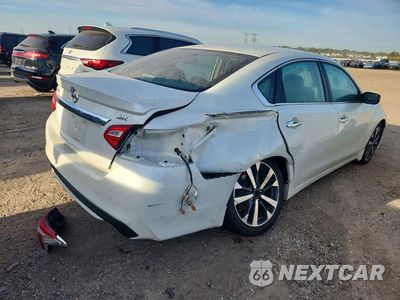 Trzecie zdjęcie samochodu z tyłu: 2016 NISSAN ALTIMA 2.5 SR VIN:1N4AL3AP4GC271117 - miniatura