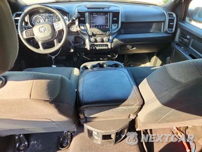 Zdjęcie 8 z 12 samochodu: 2021 RAM 3500 TRADESMAN VIN:3C63RRGL0MG528038 - miniatura