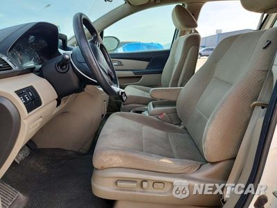 Zdjęcie 7 z 13 samochodu: 2014 HONDA ODYSSEY EX VIN:5FNRL5H49EB067806 - miniatura