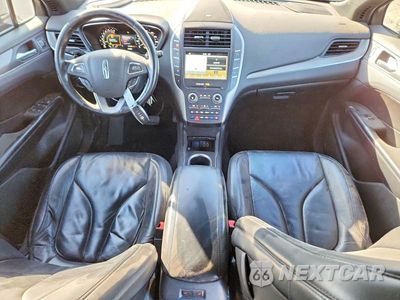 Zdjęcie 8 z 13 samochodu: 2017 LINCOLN MKC RESERVE VIN:5LMTJ3DH7HUL40545 - miniatura