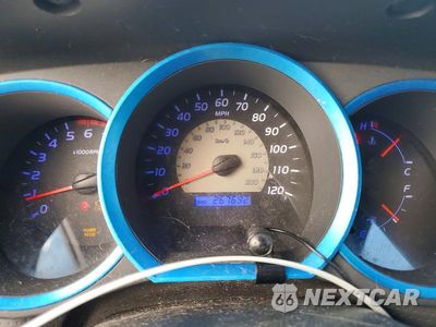 Zdjęcie 9 z 13 samochodu: 2005 TOYOTA TACOMA DOUBLE CAB VIN:5TELU42N15Z117174 - miniatura