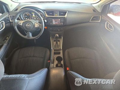 Zdjęcie 8 z 12 samochodu: 2017 NISSAN SENTRA SV VIN:3N1AB7AP6HY332662 - miniatura