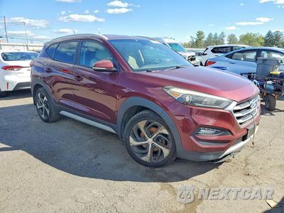 Czwarte zdjęcie samochodu z boku: 2017 HYUNDAI TUCSON SPORT VIN:KM8J3CA26HU433531 - miniatura