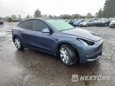 Czwarte zdjęcie samochodu z boku: 2020 TESLA MODEL Y VIN:5YJYGDEFXLF023827 - miniatura