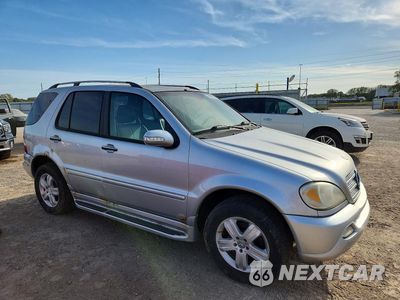 Czwarte zdjęcie samochodu z boku: 2005 MERCEDES-BENZ ML 350 VIN:4JGAB57E05A517177 - miniatura